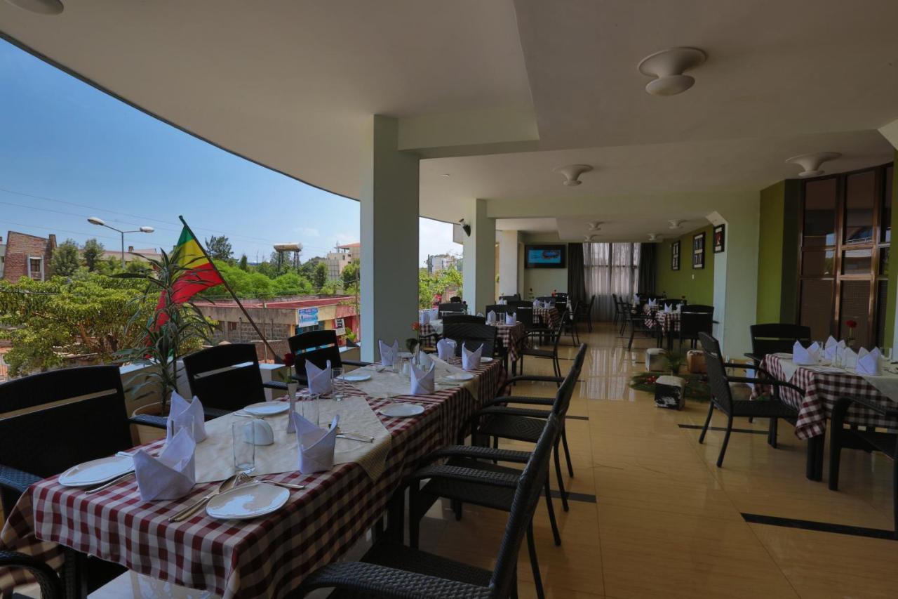 Rahnile Hotel บาเฮอร์ดาร์ ภายนอก รูปภาพ
